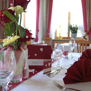 Guest house Linden & Wildkraeuterhotel, Windelsbach